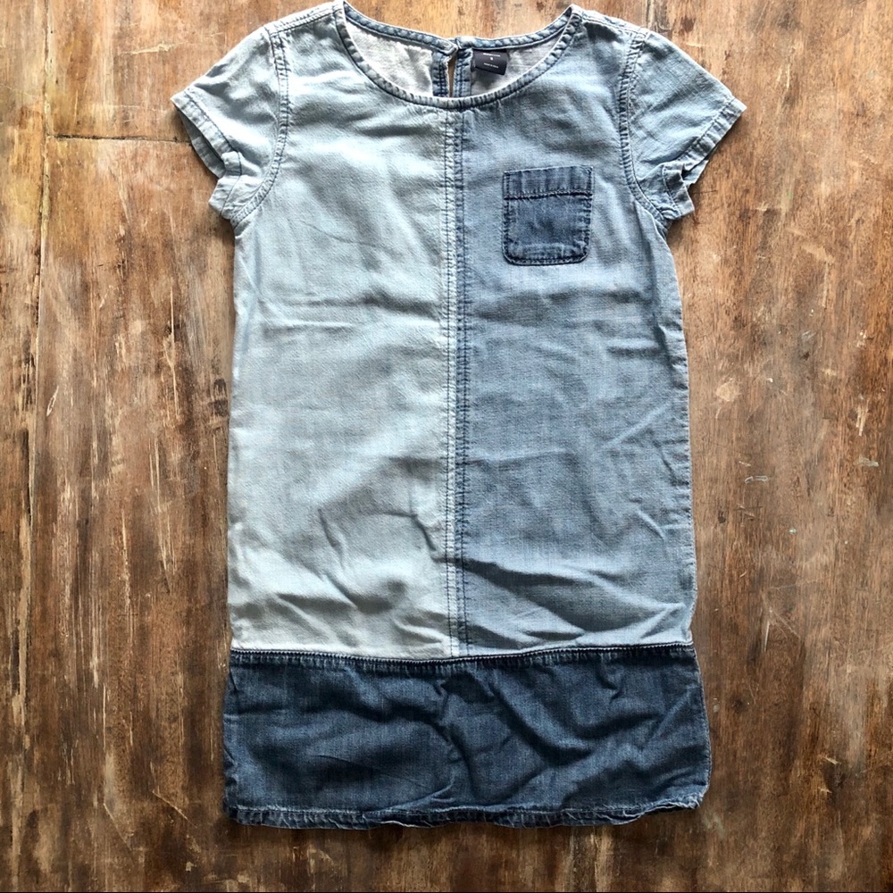 GAP dress